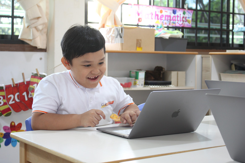 Hands-on learning with educational devices at The Grange